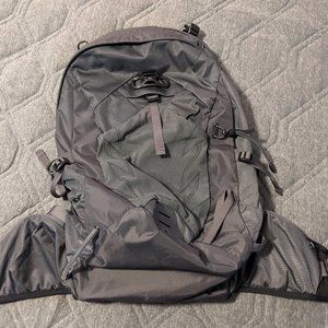 Osprey Talon 22 Hiking Backpack